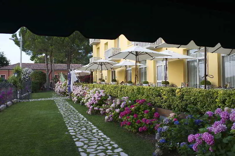 Viktoria Palace Hotel Venezia Lido 4*,